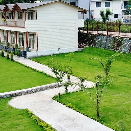 Qcent Woods Resort & Spa, Rishīkesh Екстериор снимка