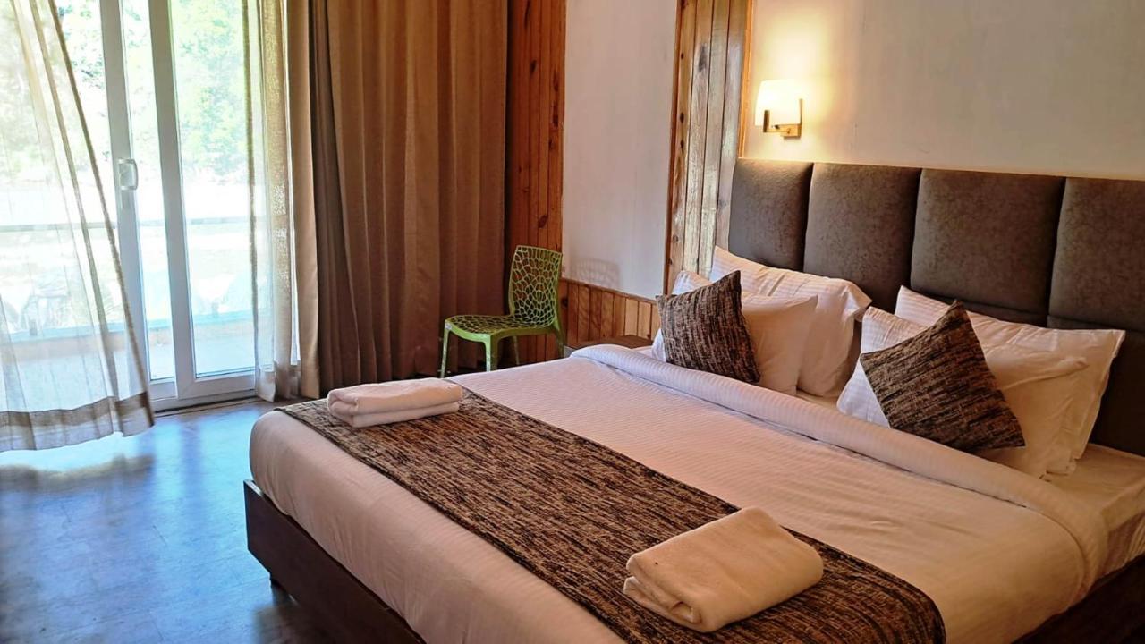 Qcent Woods Resort & Spa, Rishīkesh Екстериор снимка