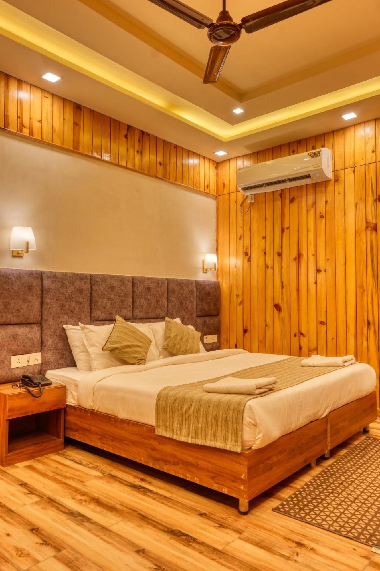 Qcent Woods Resort & Spa, Rishīkesh Екстериор снимка