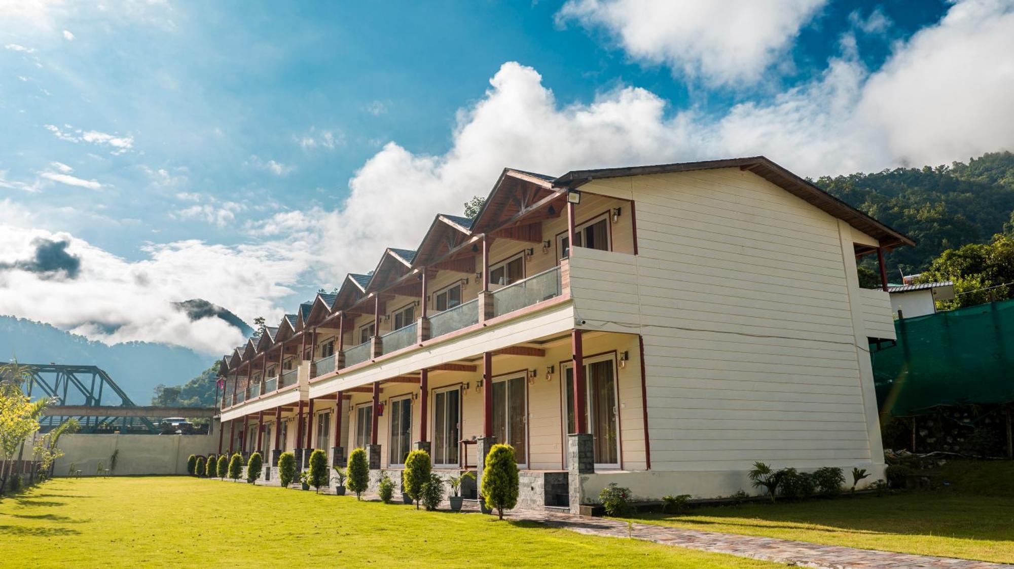 Qcent Woods Resort & Spa, Rishīkesh Екстериор снимка